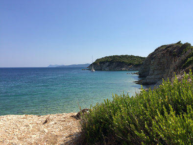 Discover the crystal waters of the Ionian Sea on a day cruise over Lefkada beaches Meganisi Skorpios Ithaca Kefalonia Kalamos Kastos Paxos - Dream Tours Lefkada